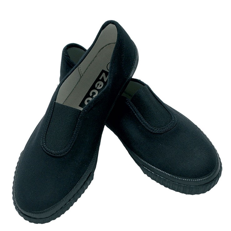 Gusset Plimsolls